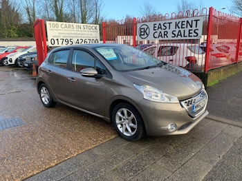 Used Peugeot 208 2013 for sale - 77421222: Photo