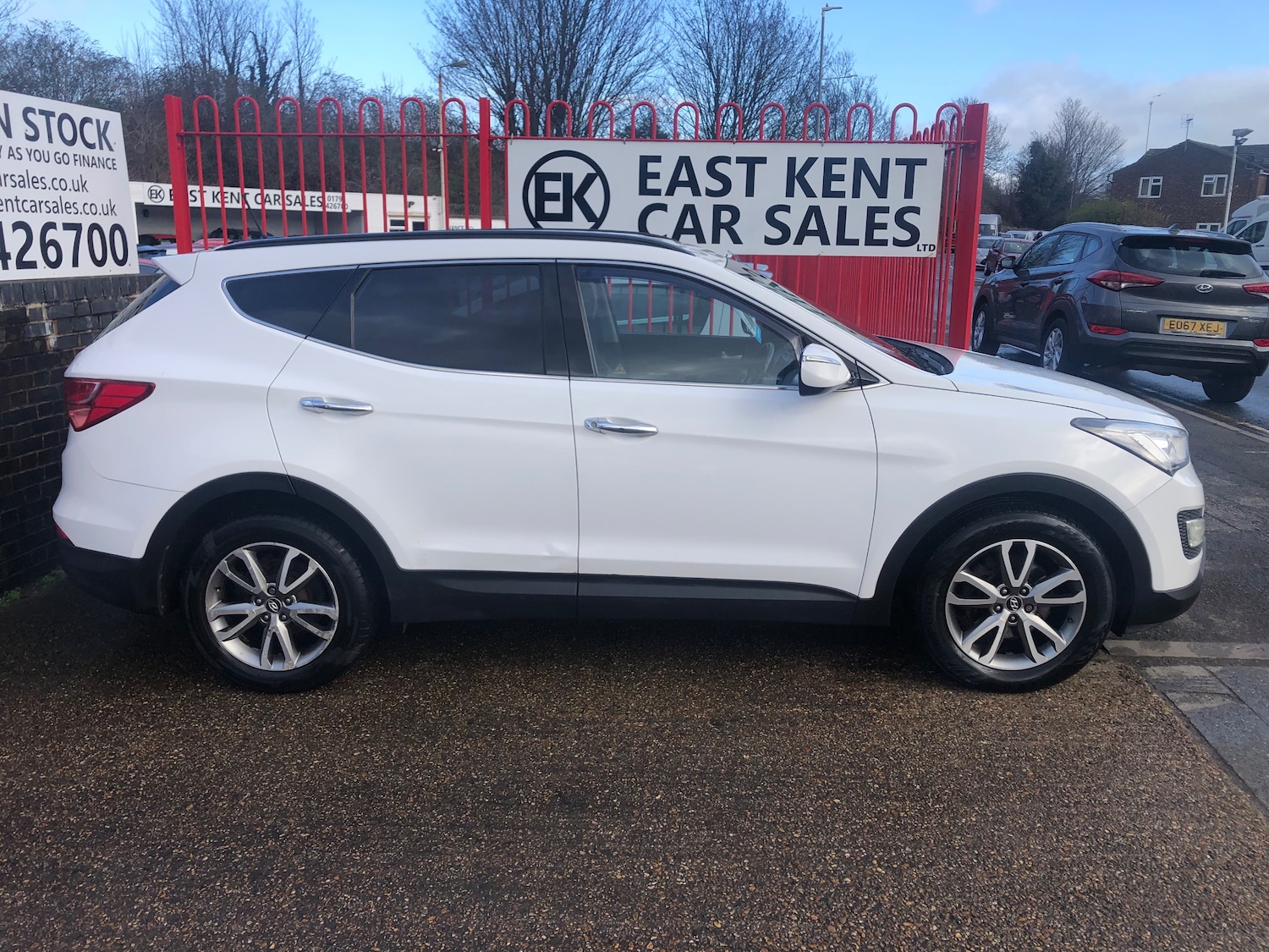 Used Hyundai Santa Fe 2014 for sale - 77382053: Photo 5