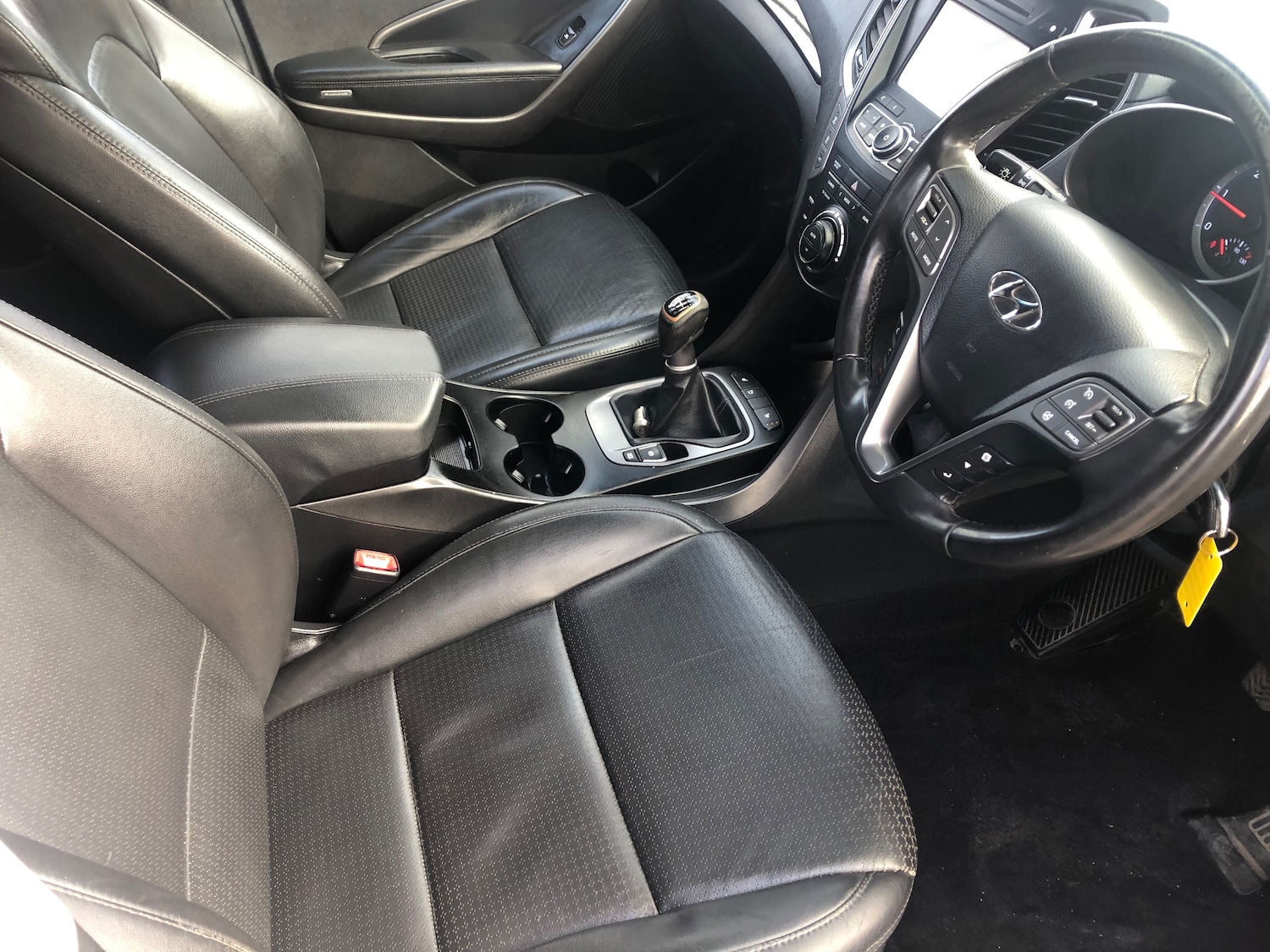 Used Hyundai Santa Fe 2014 for sale - 77382053: Photo 8