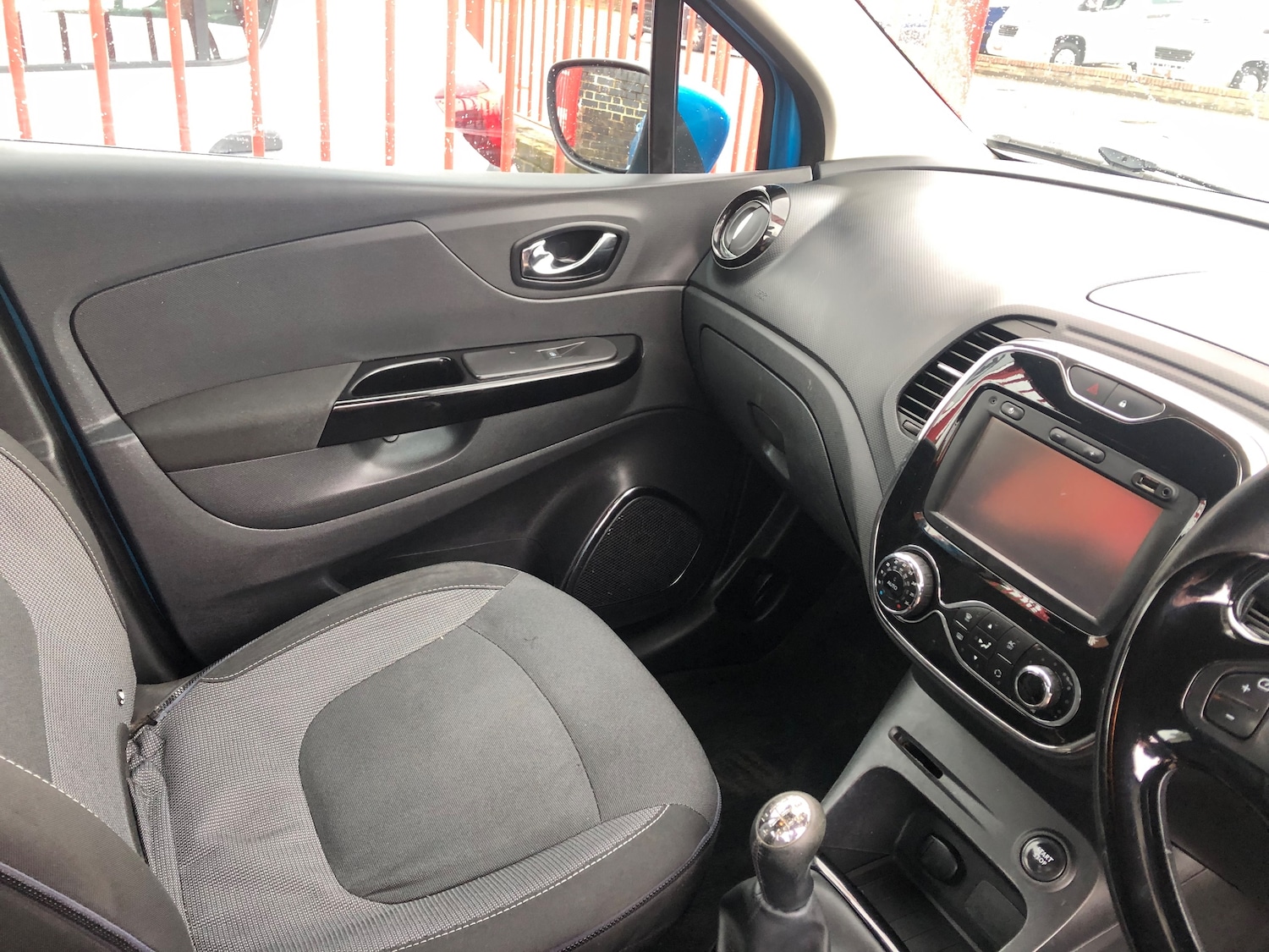 Used Renault Captur 2014 for sale - 76171044: Photo 9