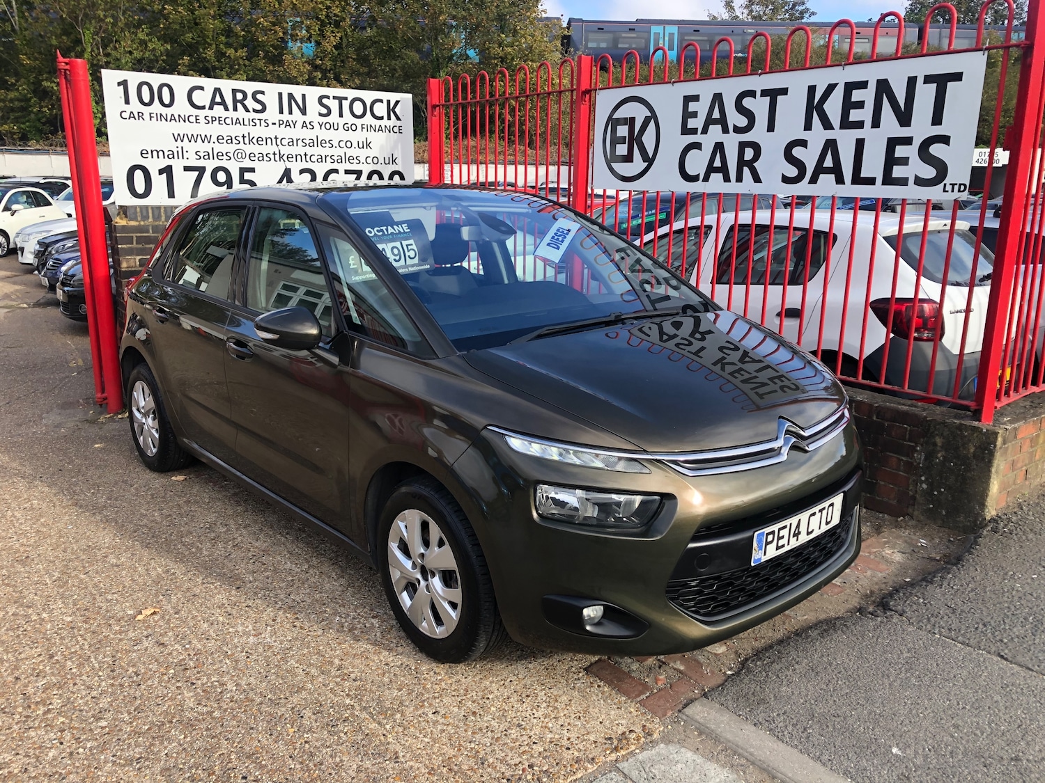 Used Citroen C4 Picasso 2014 for sale - 76253165: Photo 1