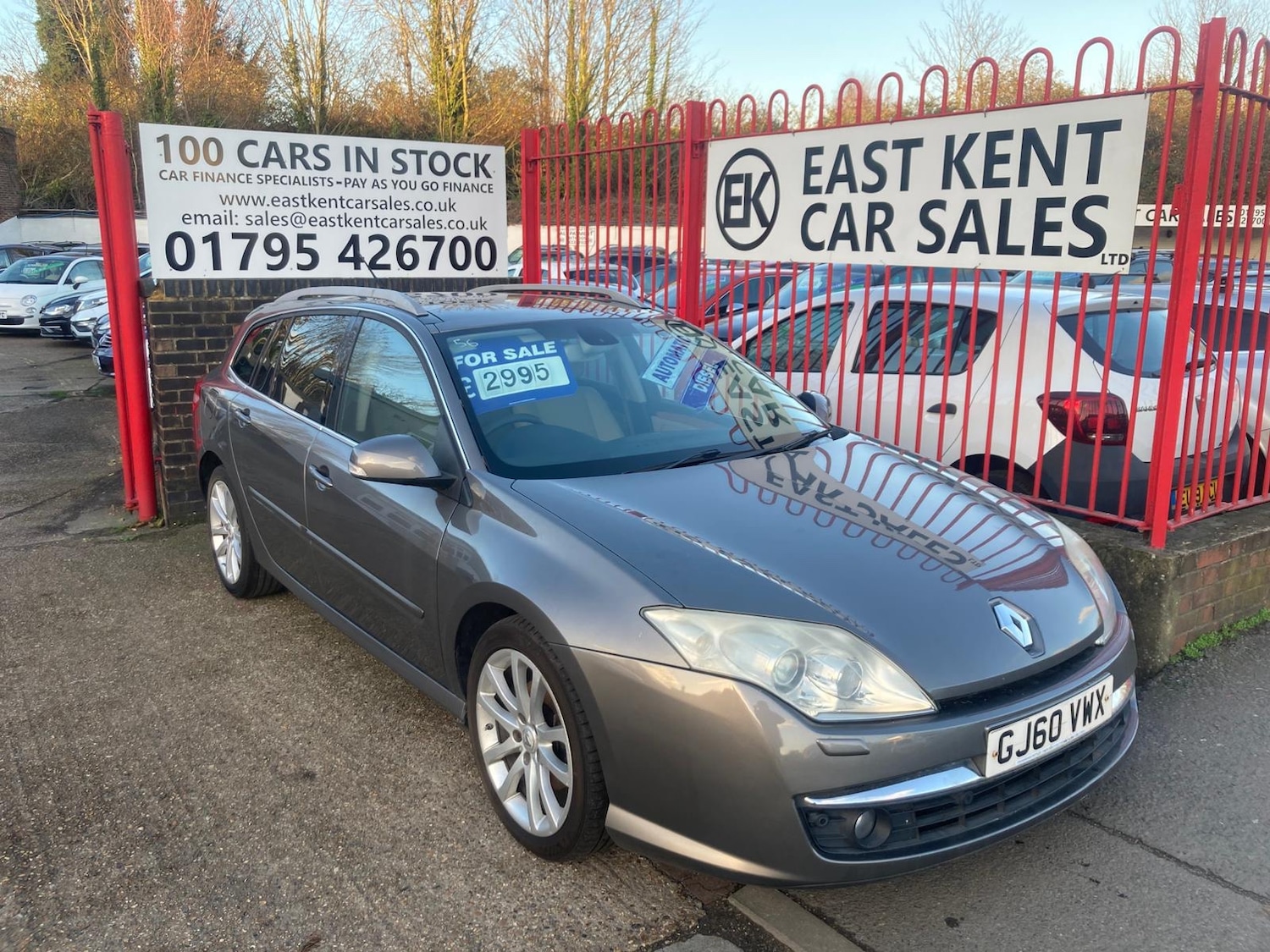 Used Renault Laguna 2010 for sale - 76896388: Photo 1