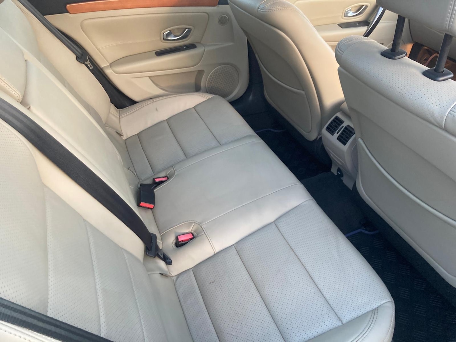 Used Renault Laguna 2010 for sale - 76896388: Photo 9