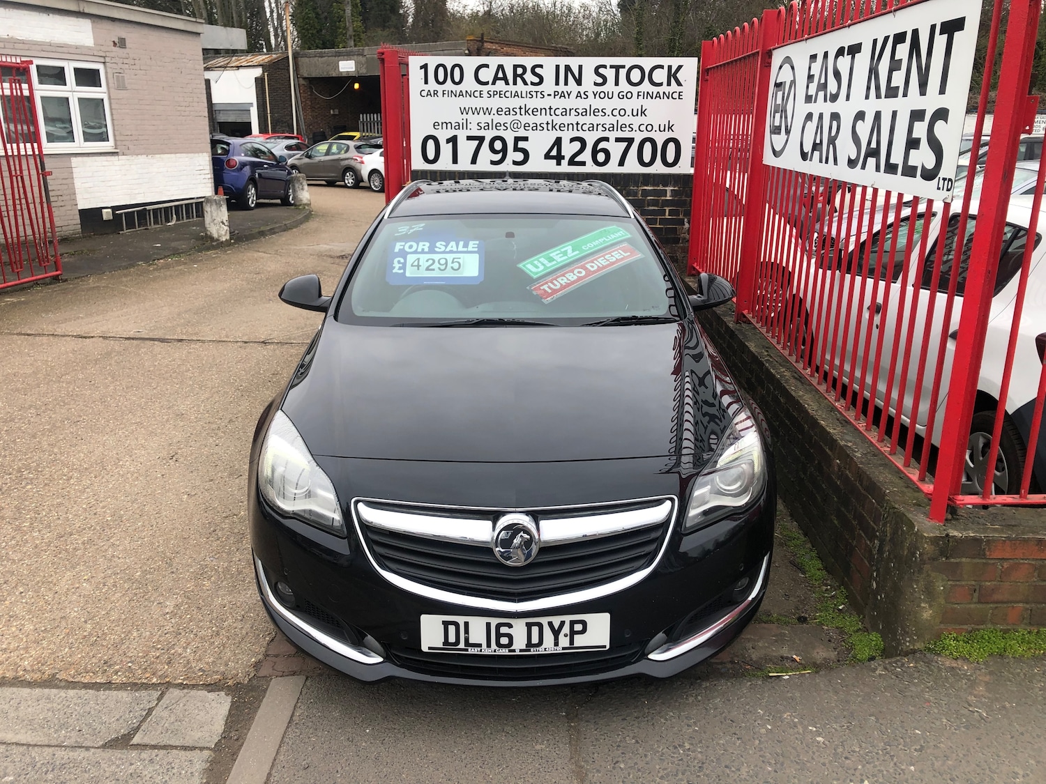Used Vauxhall Insignia for sale - 77593263: Photo 2
