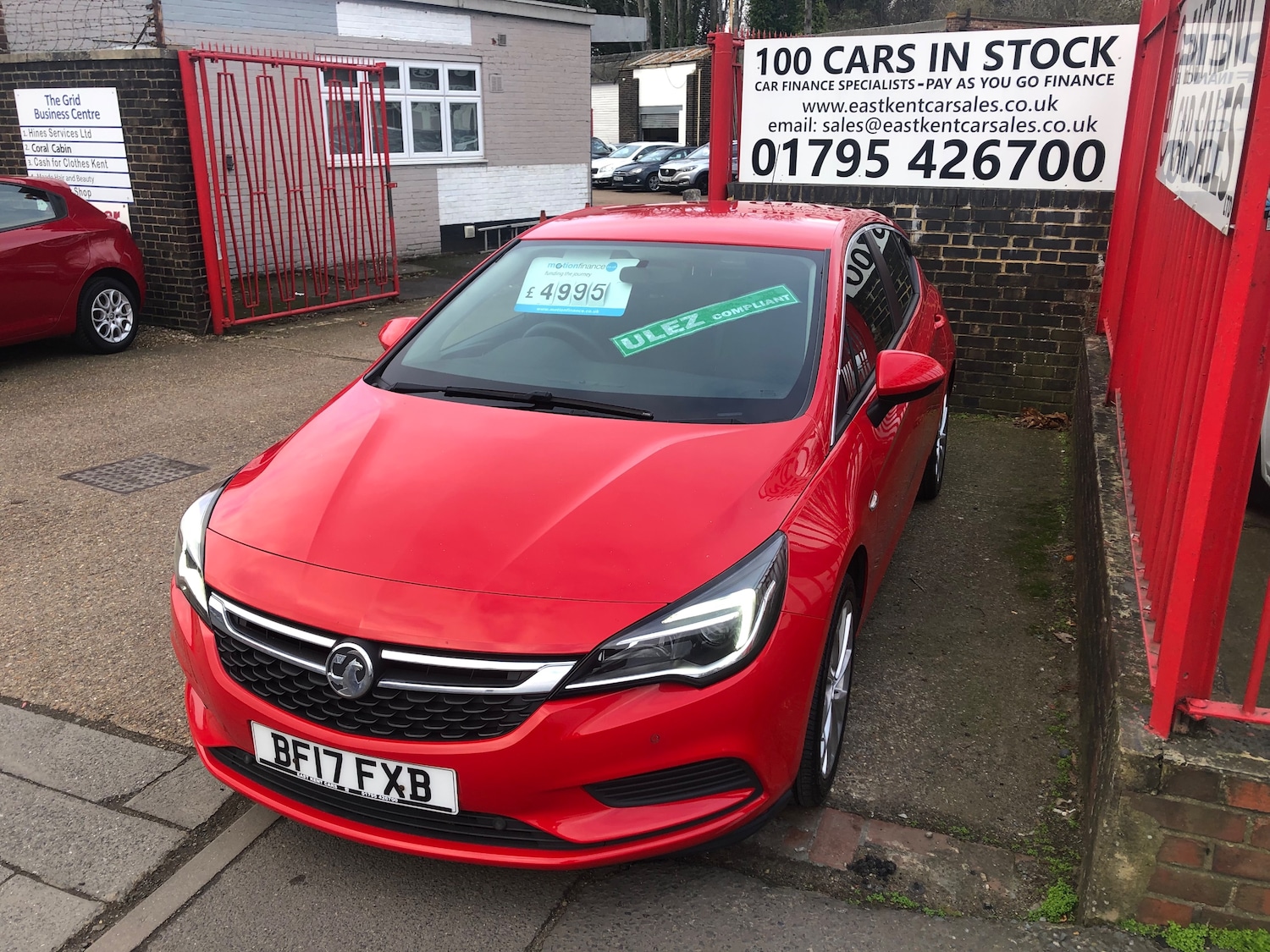 Used Vauxhall Astra 2017 for sale - 76949808: Photo 3