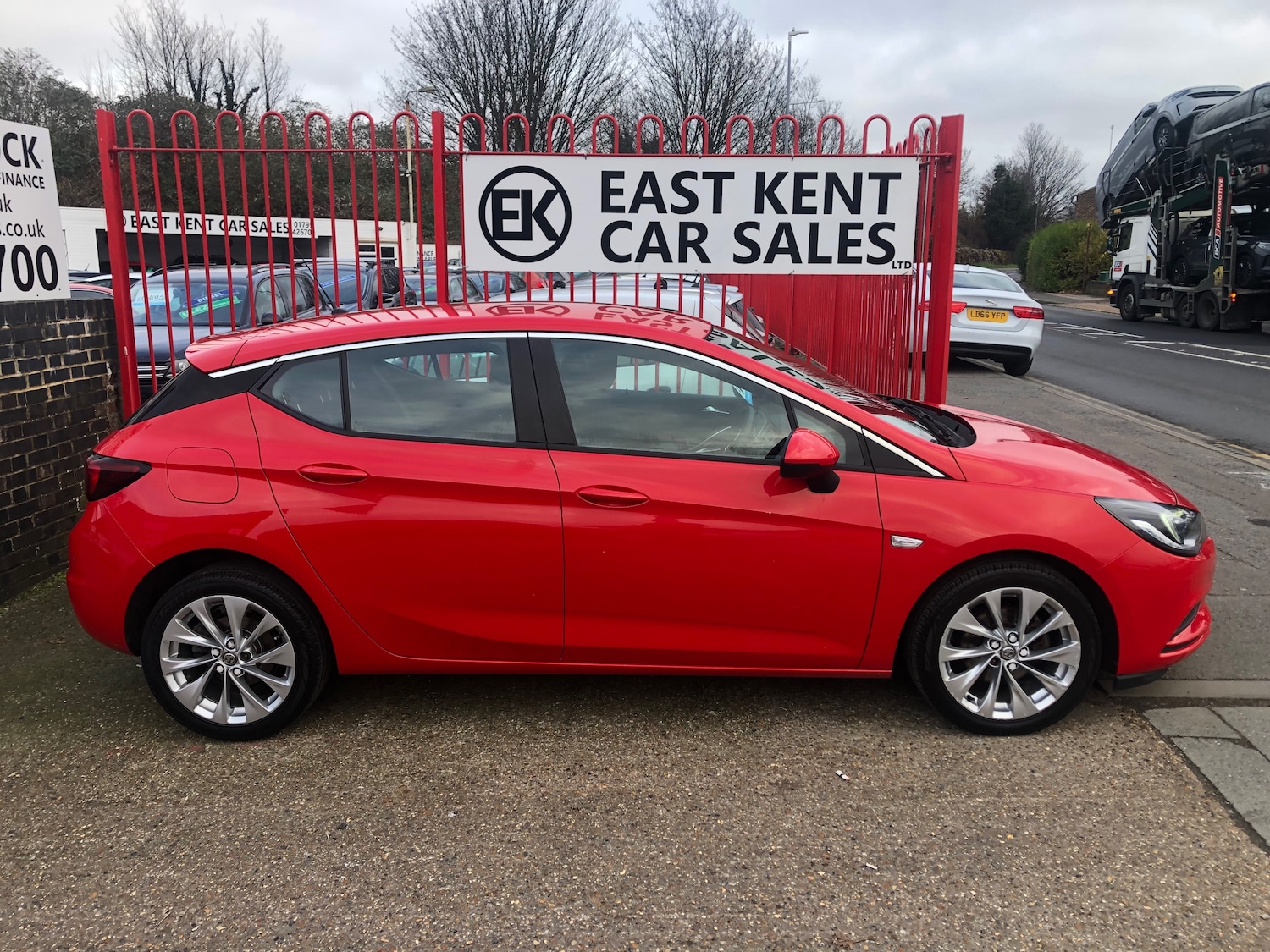 Used Vauxhall Astra 2017 for sale - 76949808: Photo 5