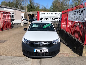Used Dacia Sandero 2019 for sale - 76896391: Photo