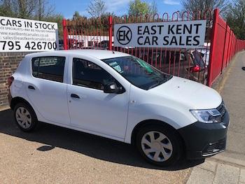 Used Dacia Sandero 2019 for sale - 76896391: Photo