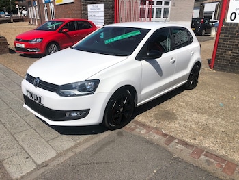 Used Volkswagen Polo 2014 for sale - 75095932: Photo