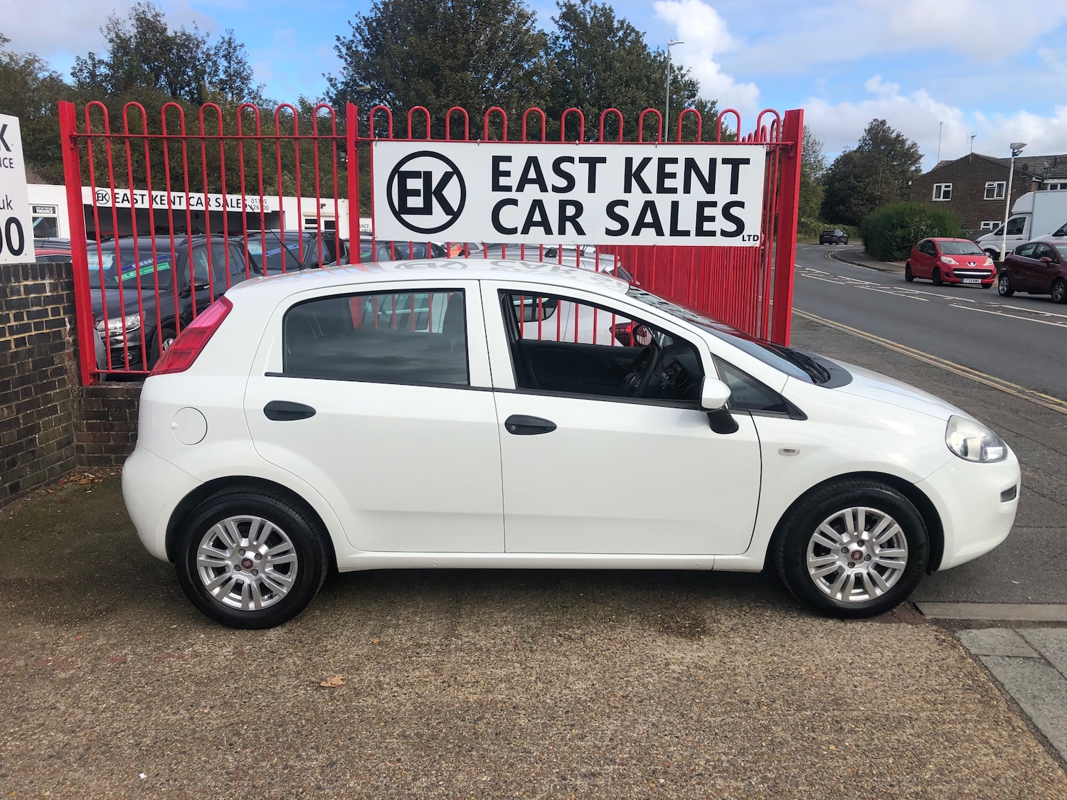 Used Fiat Punto 2016 for sale - 76292905: Photo 5