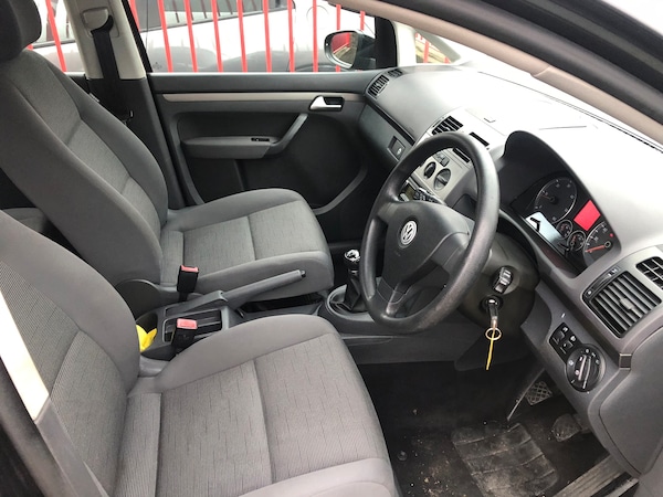 Used Volkswagen Touran 2010 for sale - 73264401: Photo 8