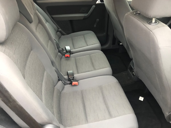 Used Volkswagen Touran 2010 for sale - 73264401: Photo 9