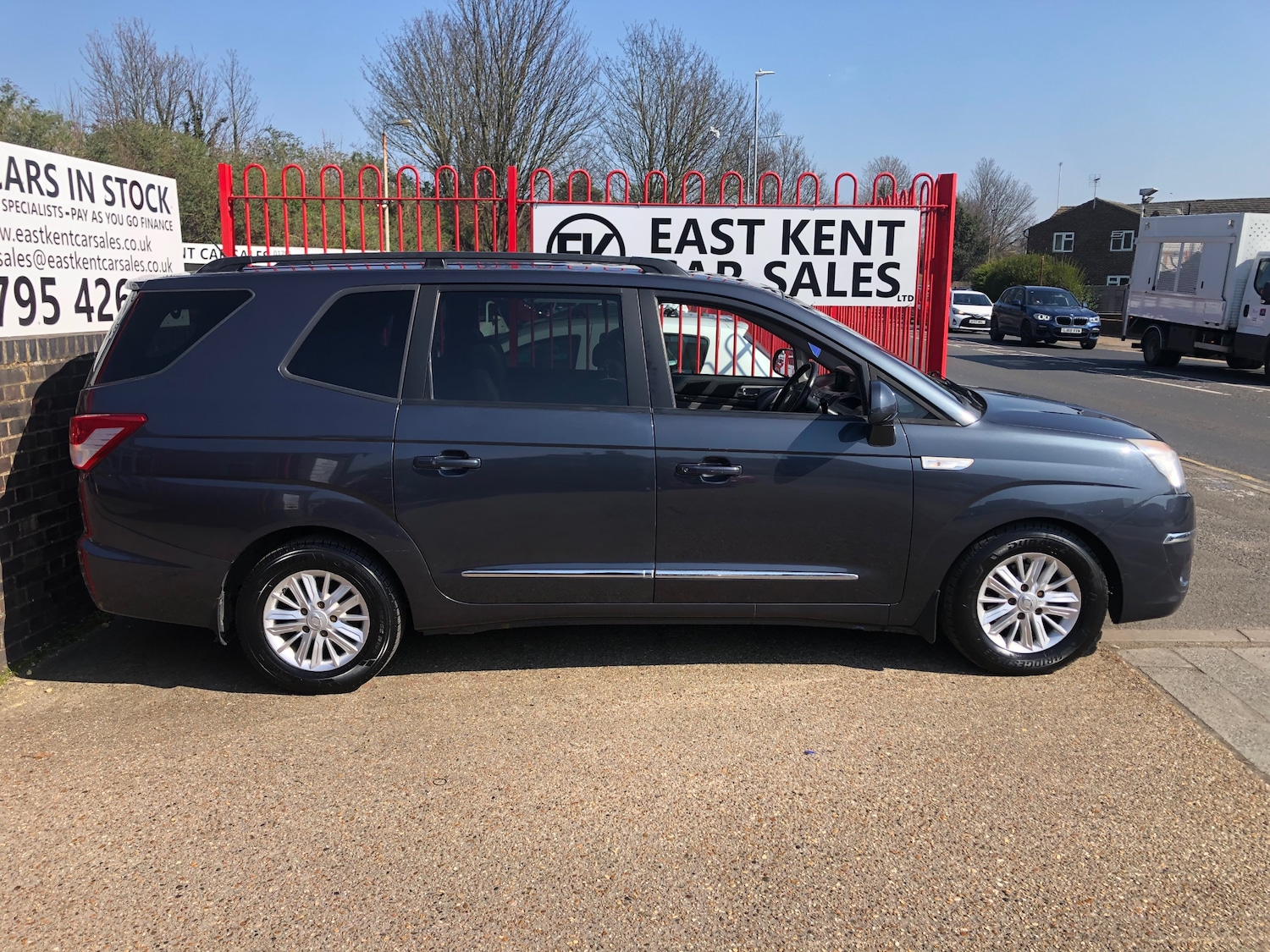 Used Ssangyong Turismo 2014 for sale - 77951677: Photo 5