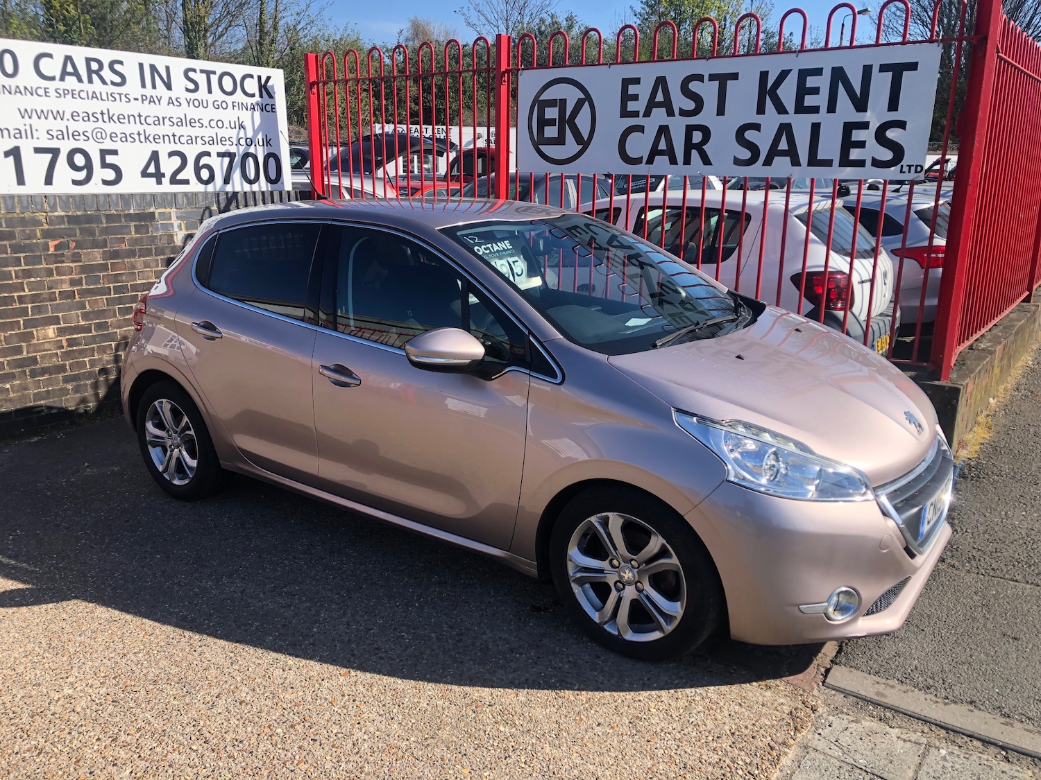 Used Peugeot 208 2015 for sale - 78163011: Photo 4