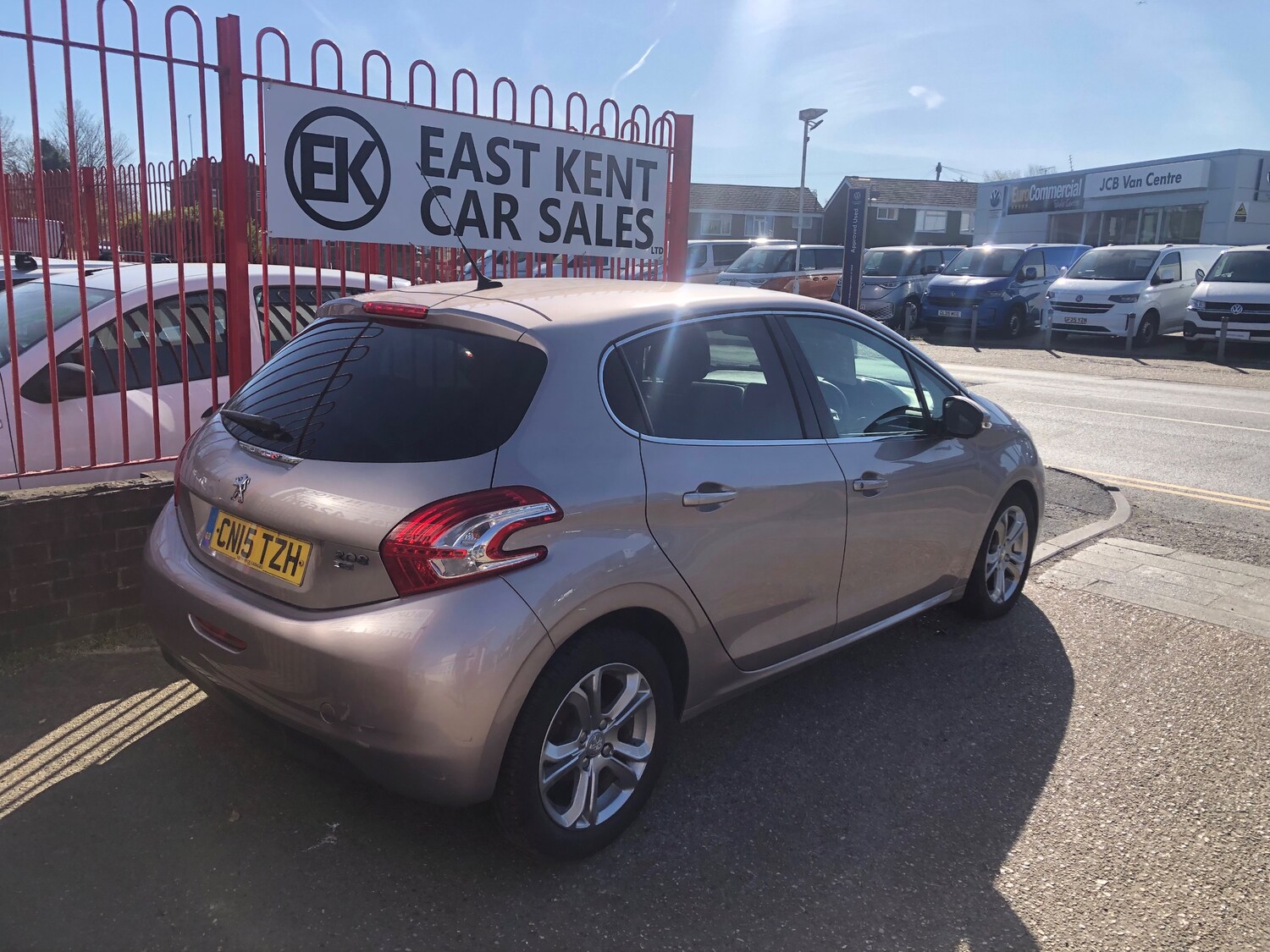Used Peugeot 208 2015 for sale - 78163011: Photo 6
