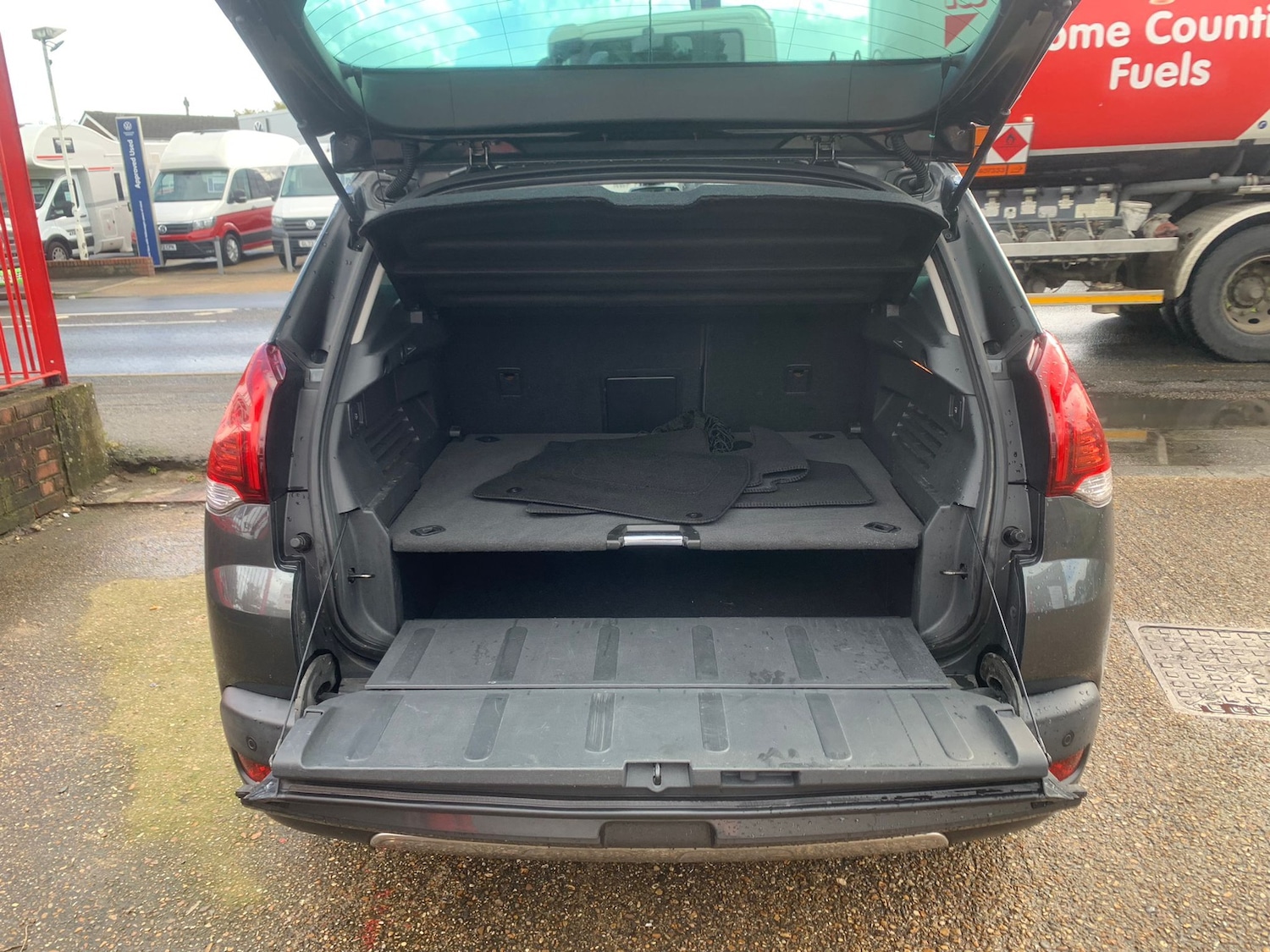 Vehicle 14