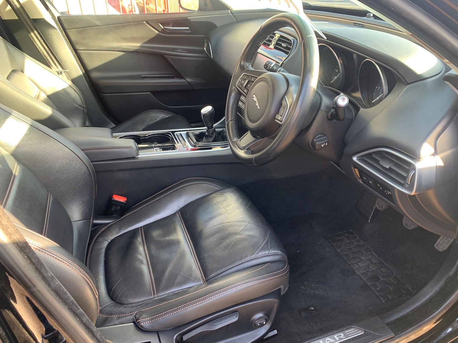 Used Jaguar XE 2016 for sale - 77002017: Photo 8