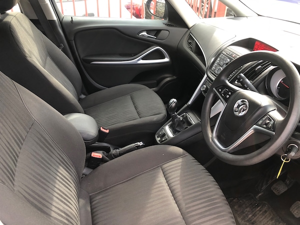 Used Vauxhall Zafira 2015 for sale - 75261425: Photo 8