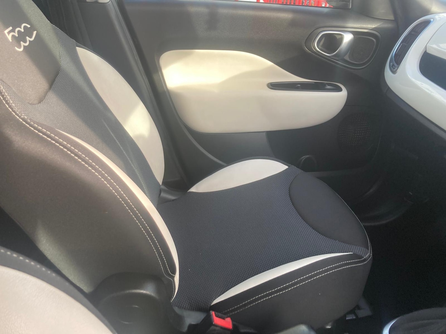 Used Fiat 500L 2014 for sale - 77301620: Photo 9