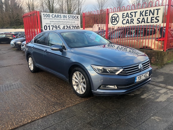 Used Volkswagen Passat 2017 for sale - 73628053: Photo 1