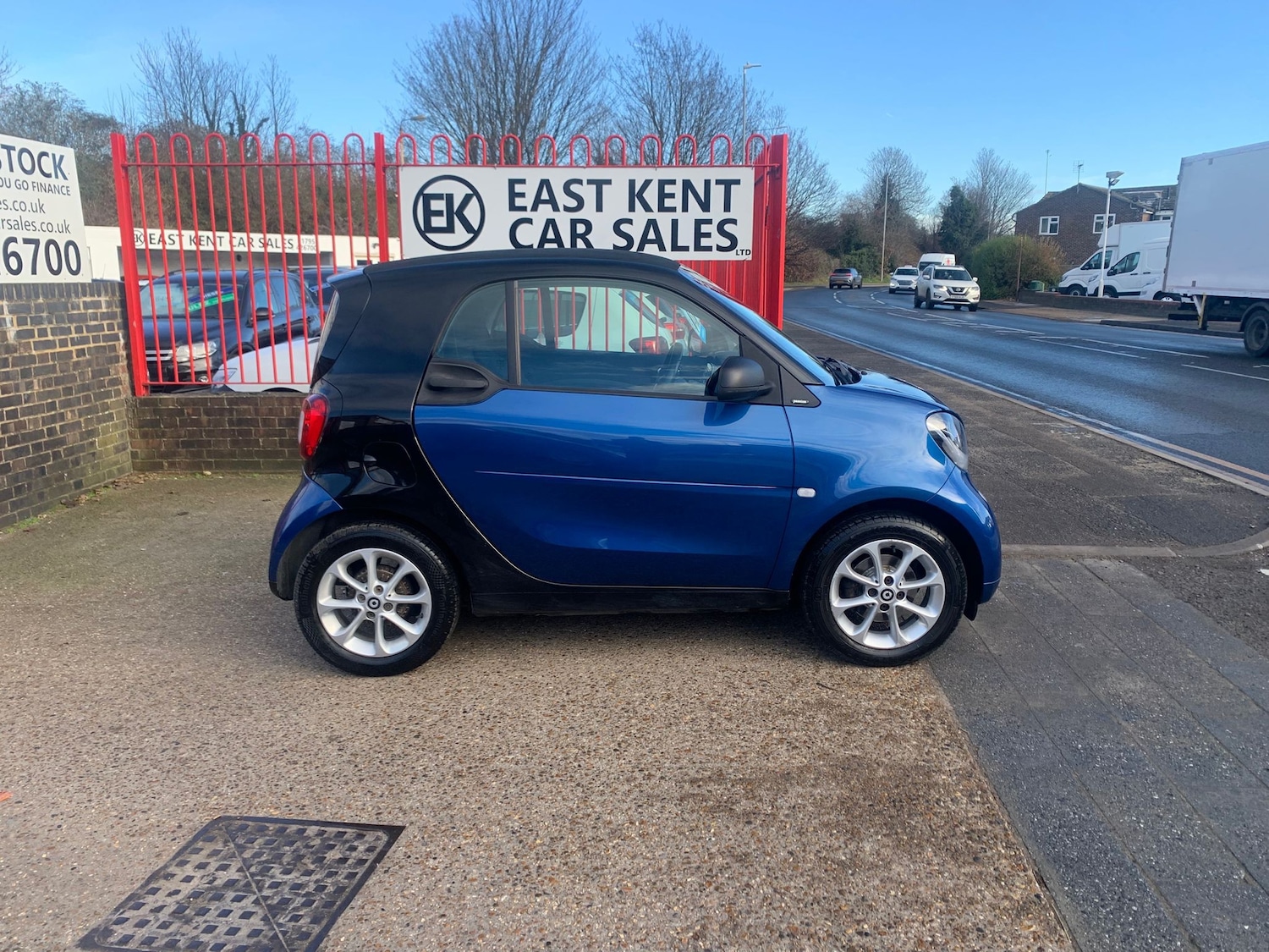 Used smart fortwo 2018 for sale - 76980009: Photo 4