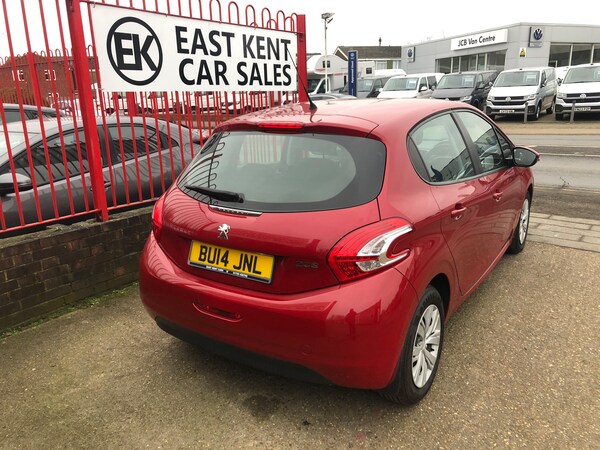 Used Peugeot 208 2014 for sale - 72450622: Photo 7