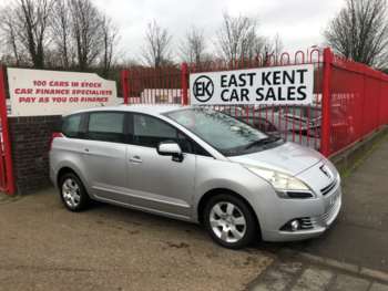 Used Peugeot 5008 2011 for sale - 70149927: Photo