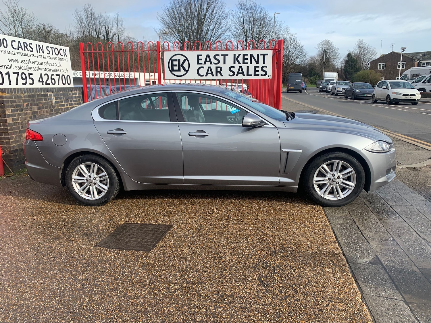 Used Jaguar XF 2013 for sale - 77631384: Photo 4