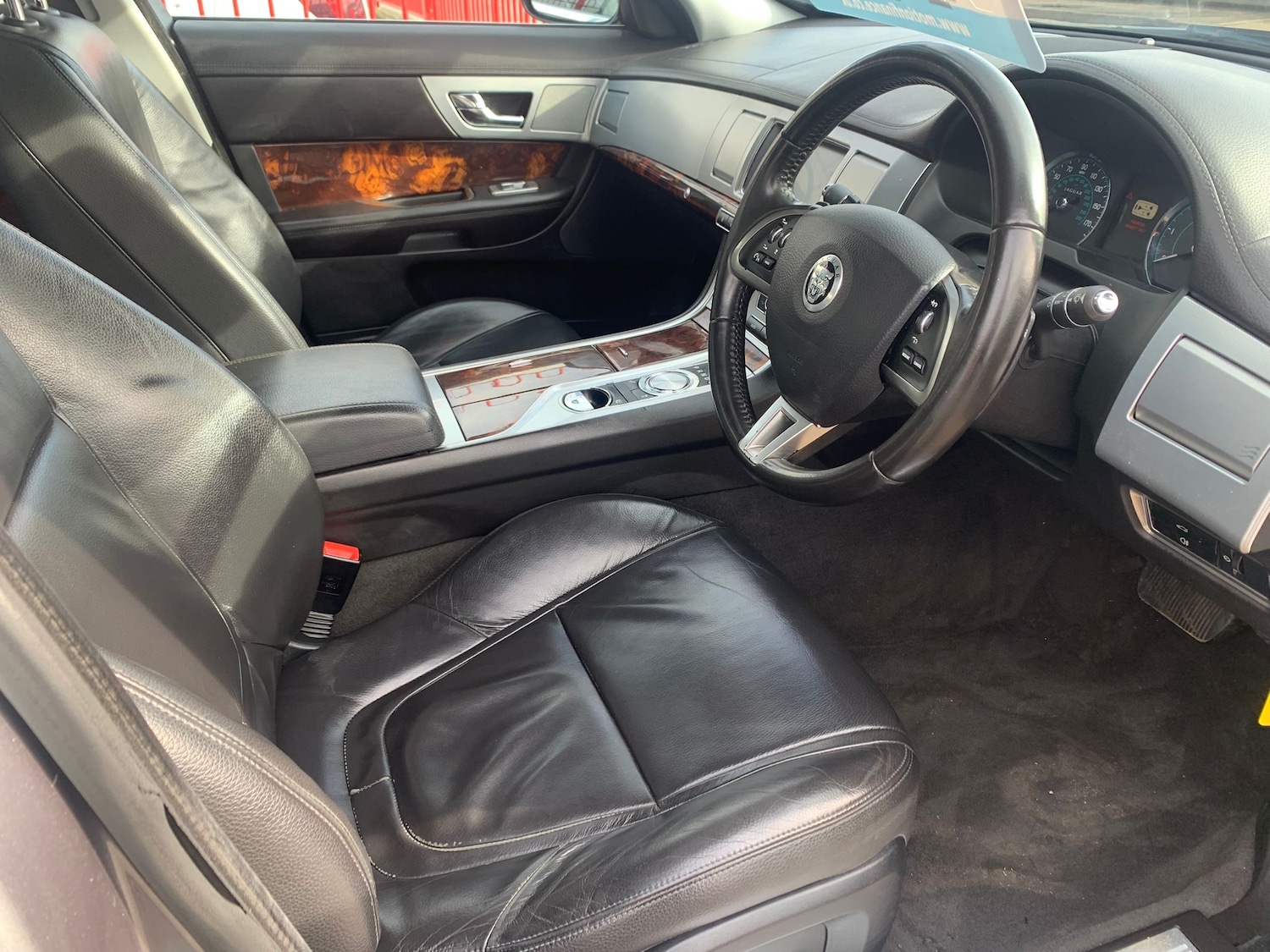 Used Jaguar XF 2013 for sale - 77631384: Photo 9