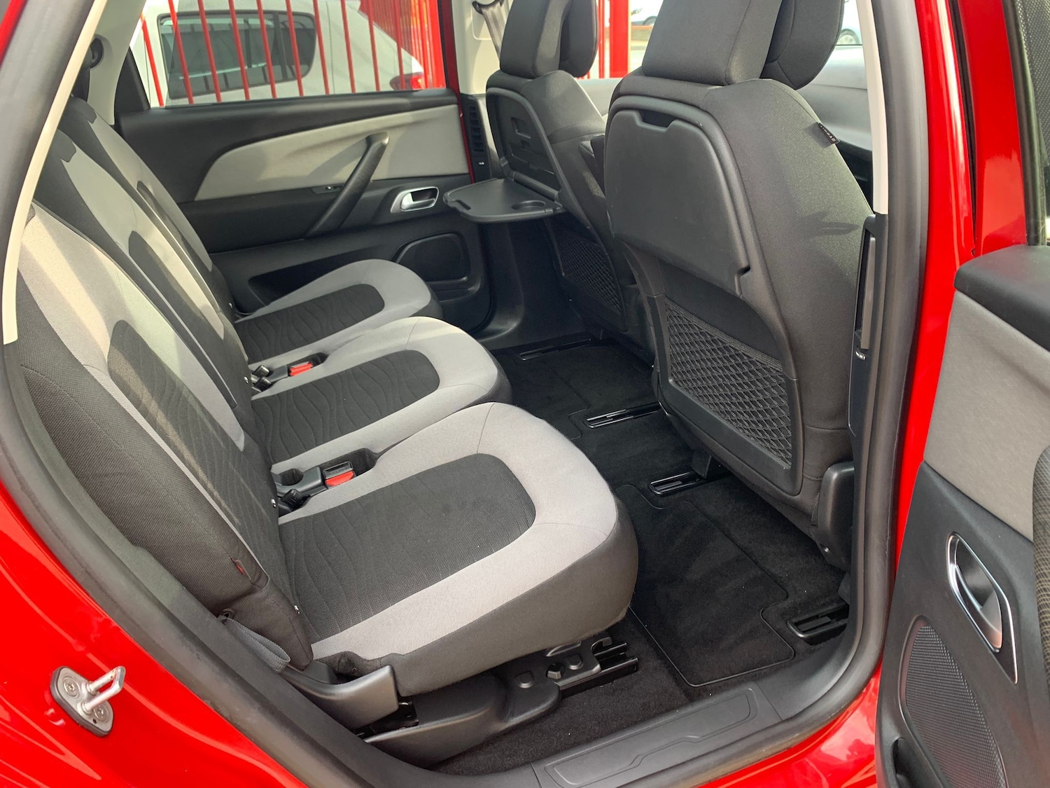 Used Citroen C4 Picasso 2013 for sale - 76577441: Photo 10