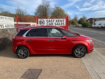 Used Citroen C4 Picasso 2013 for sale - 76577441: Photo
