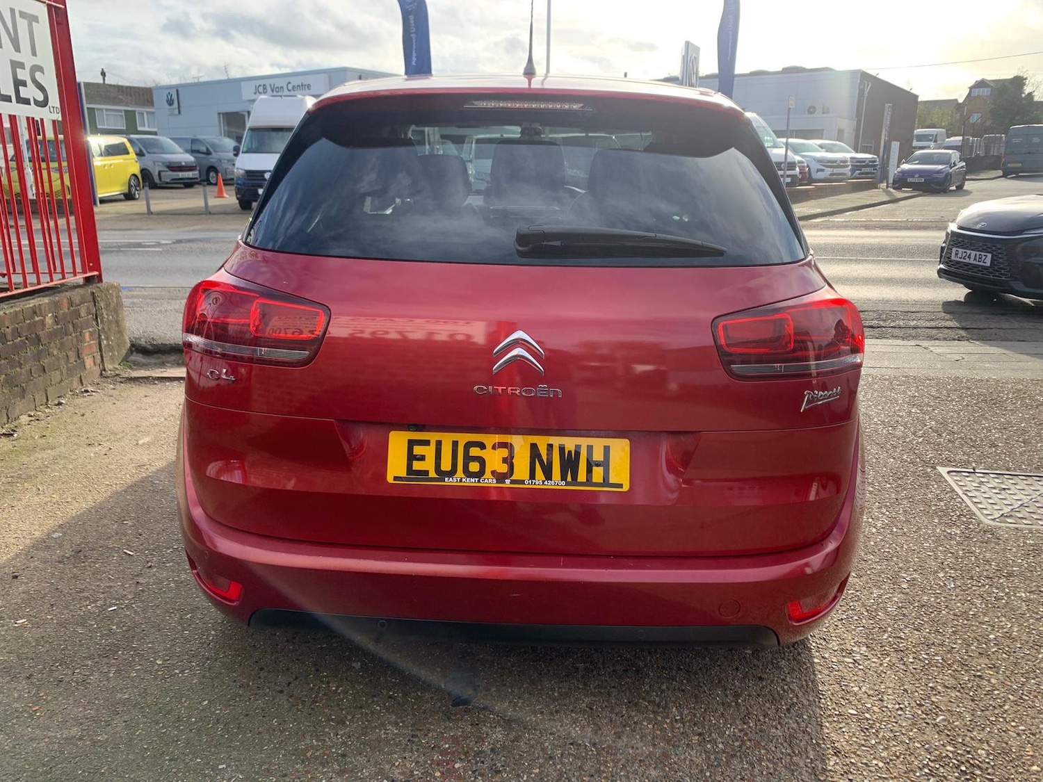 Used Citroen C4 Picasso 2013 for sale - 76577441: Photo 6