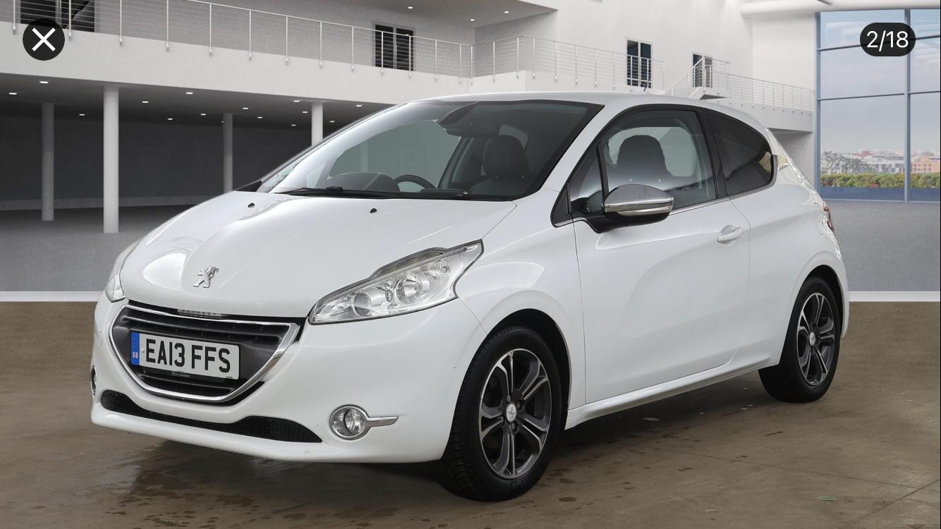 Used Peugeot 208 2013 for sale - 78029088: Photo 2