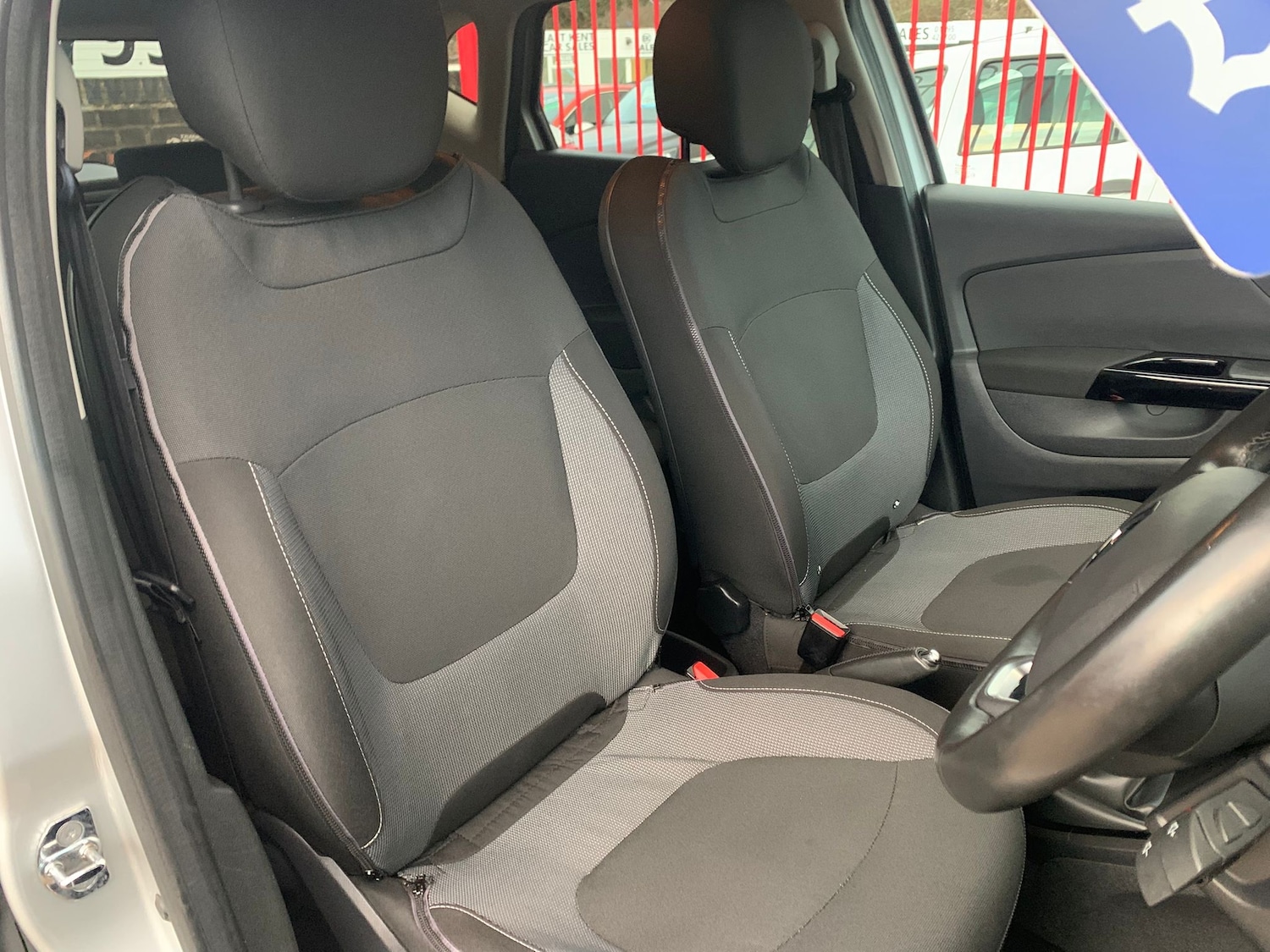 Used Renault Captur 2016 for sale - 77301625: Photo 10