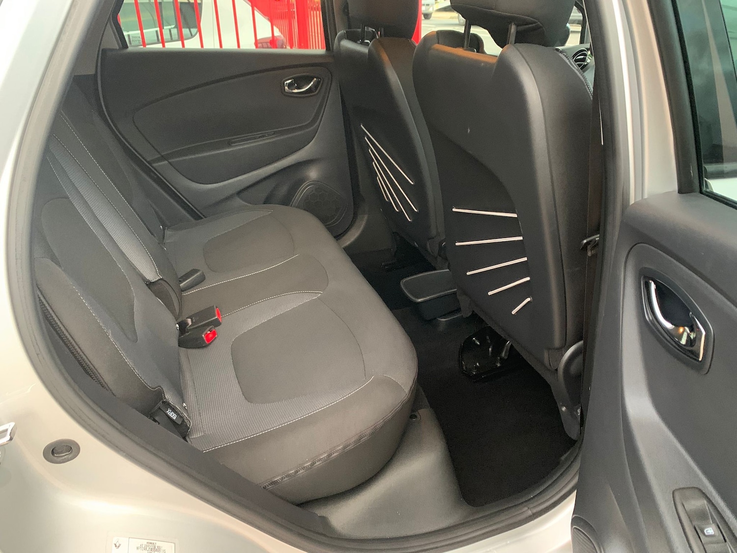 Used Renault Captur 2016 for sale - 77301625: Photo 11