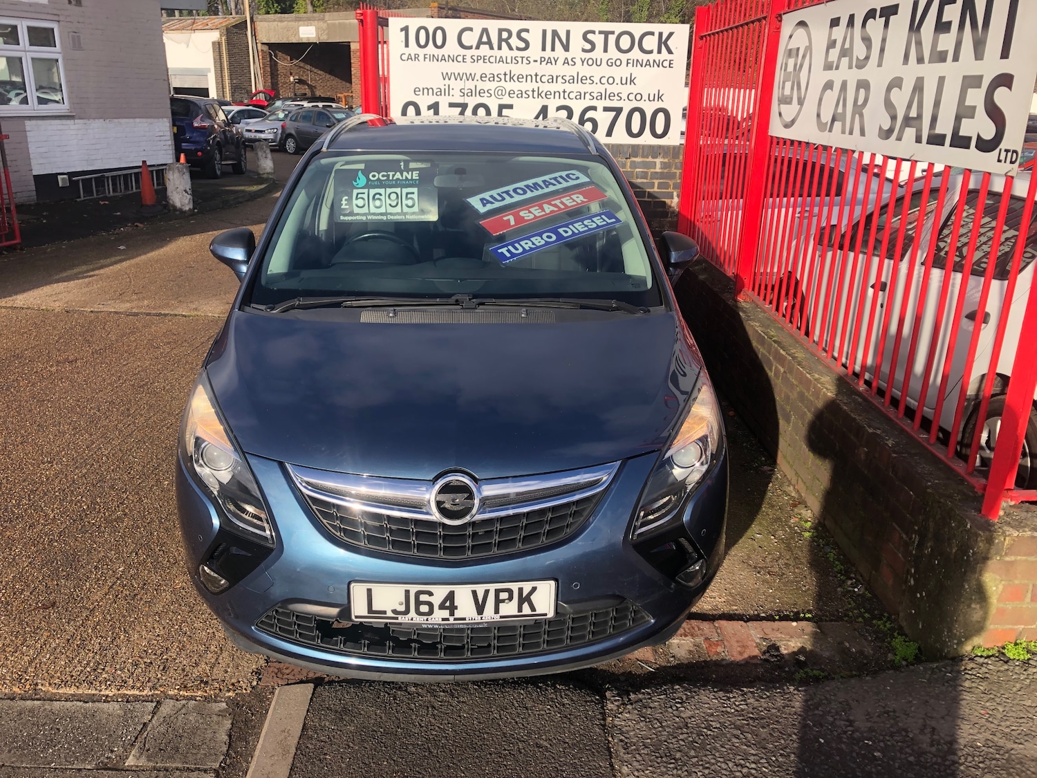 Used Vauxhall Zafira 2014 for sale - 76892333: Photo 2