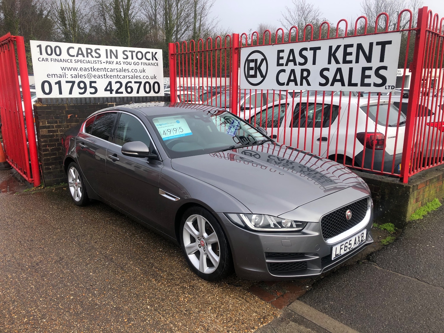 Used Jaguar XE 2016 for sale - 77542600: Photo 4