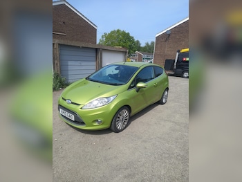 Used Ford Fiesta 2010 for sale - 78427350: Photo