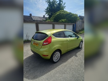 Used Ford Fiesta 2010 for sale - 78427350: Photo