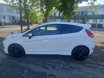 Used Ford Fiesta 2012 for sale - 78436654: Photo