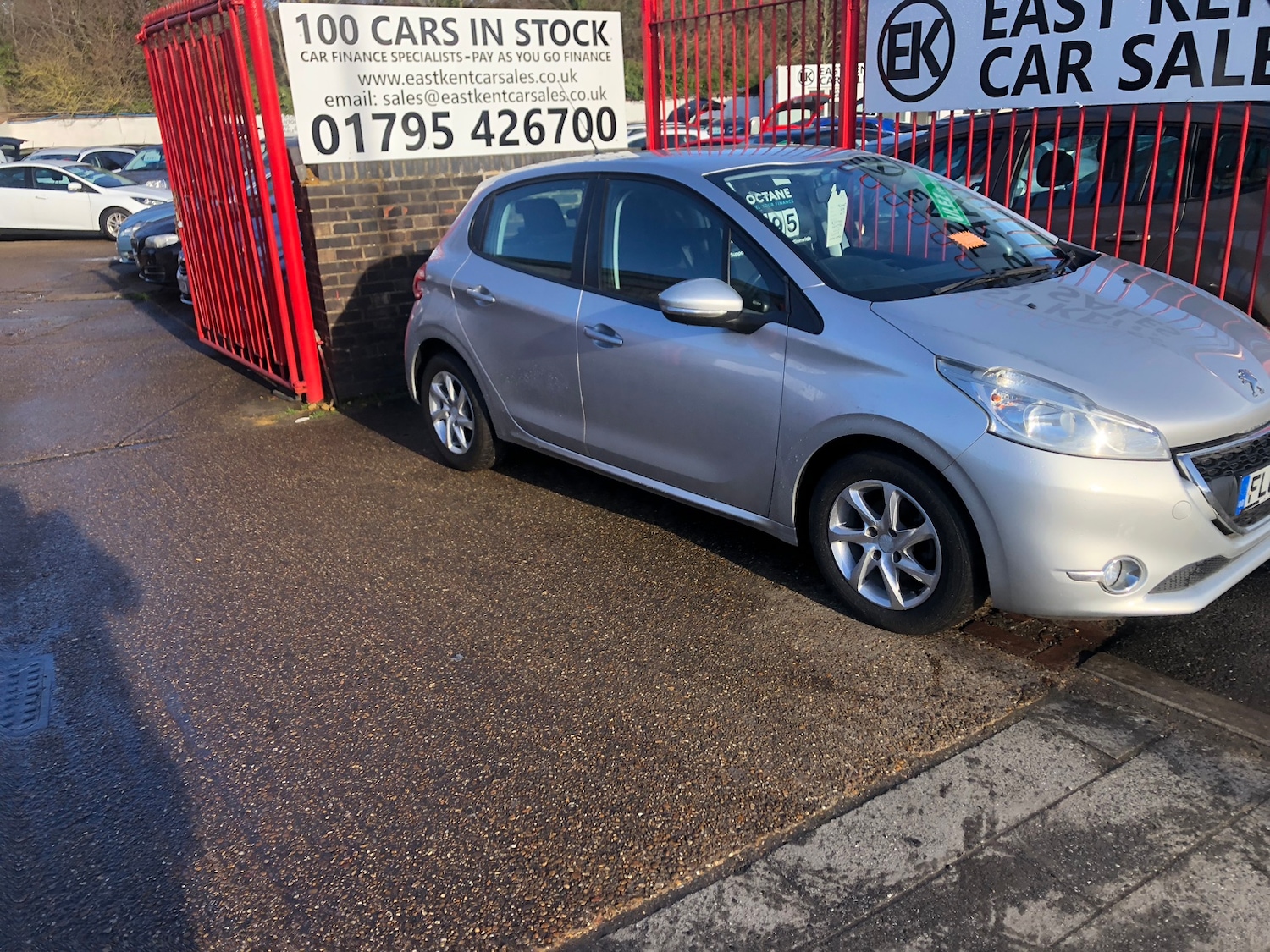 Used Peugeot 208 2013 for sale - 77631359: Photo 3