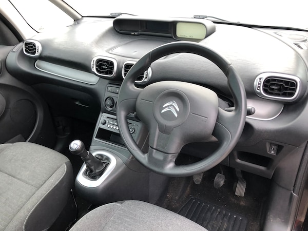 Used Citroen C3 Picasso 2015 for sale - 65114624: Photo 11