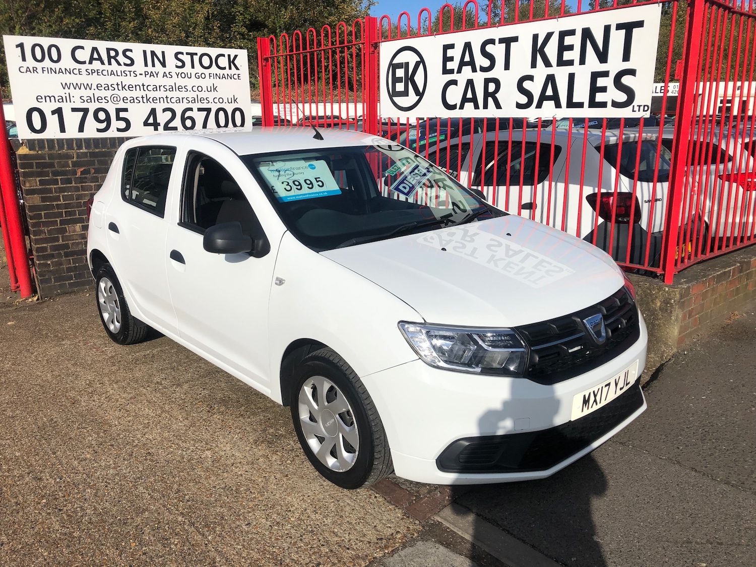 Used Dacia Sandero 2017 for sale - 76292887: Photo 1