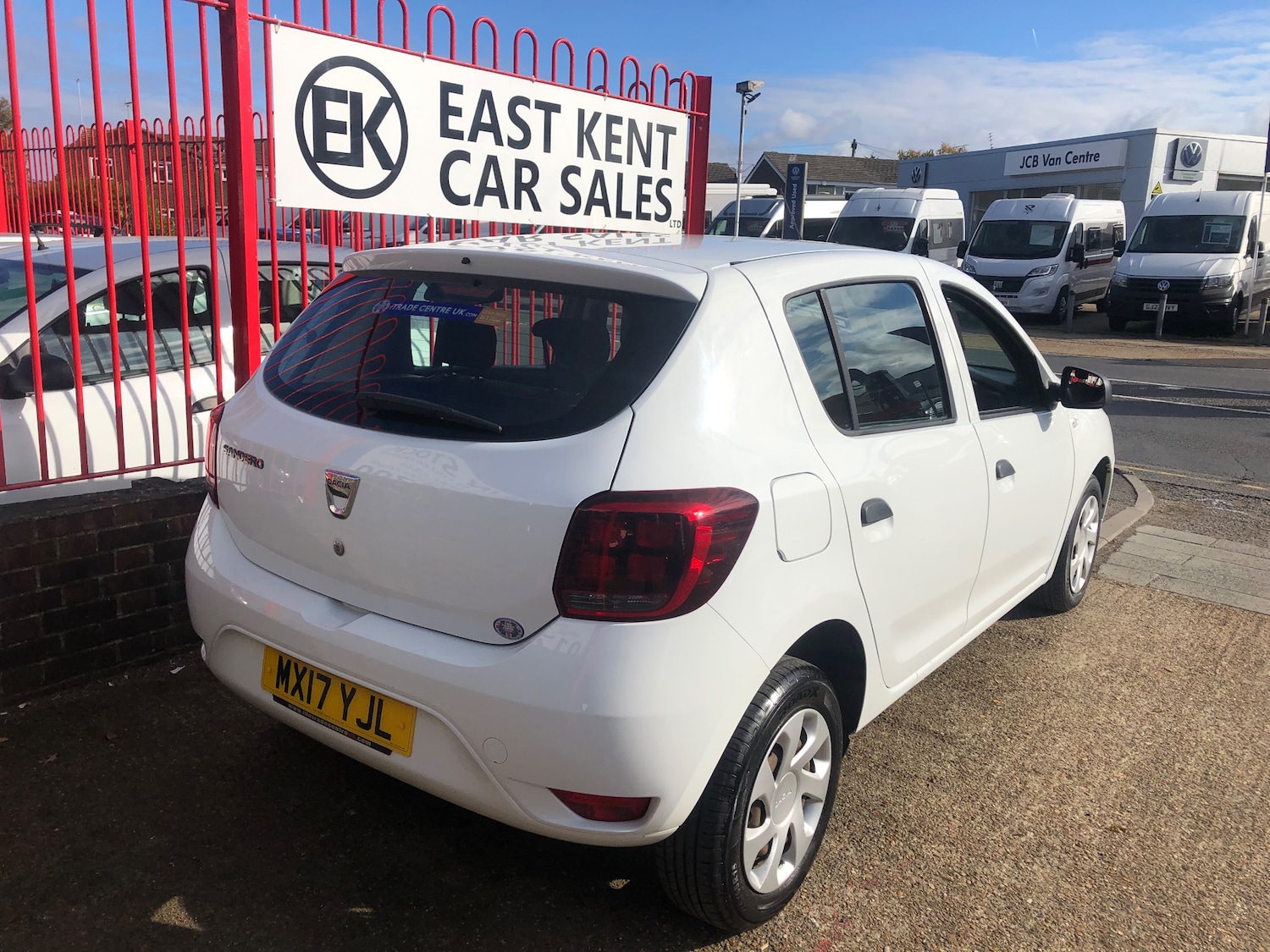 Used Dacia Sandero 2017 for sale - 76292887: Photo 6