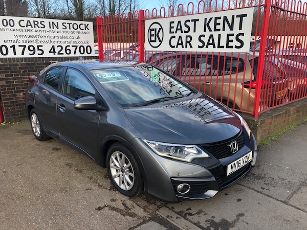 Used Honda Civic 2016 for sale - 73044041: Photo 1