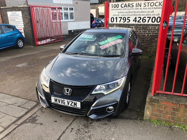 Used Honda Civic 2016 for sale - 73044041: Photo 3