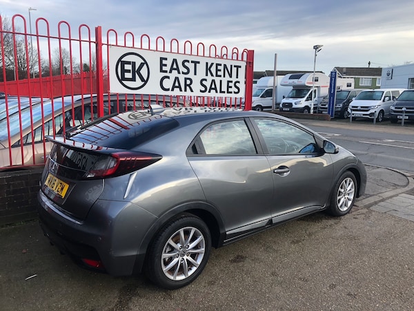 Used Honda Civic 2016 for sale - 73044041: Photo 6