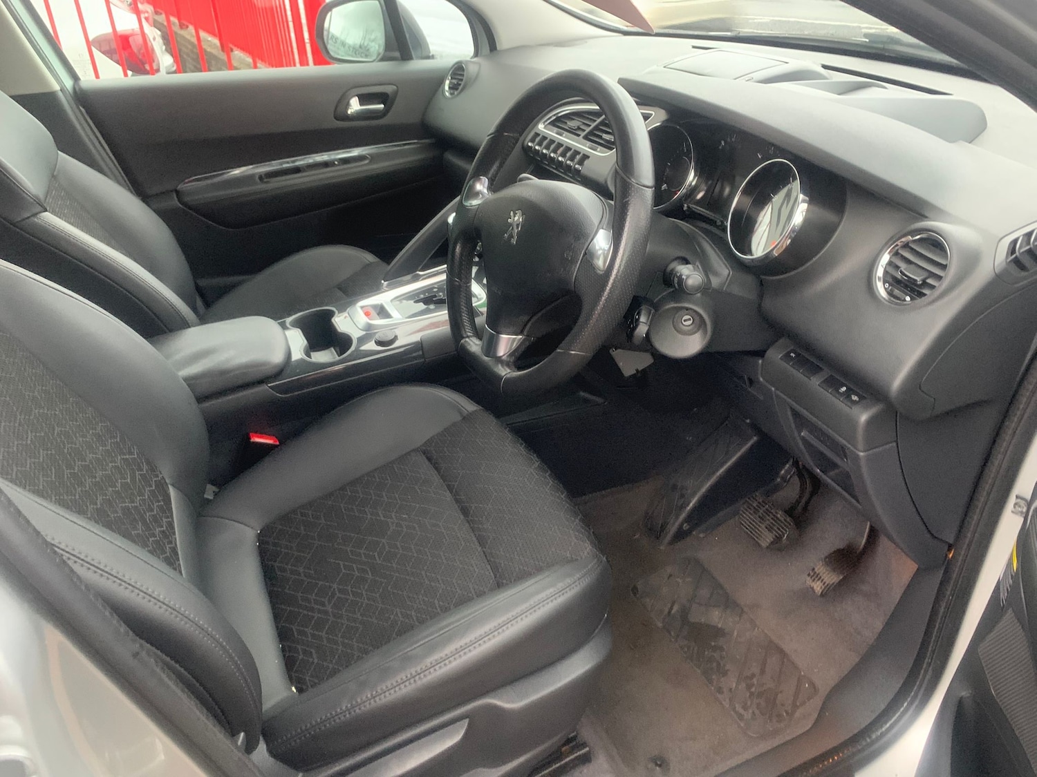Used Peugeot 3008 2015 for sale - 76750905: Photo 8