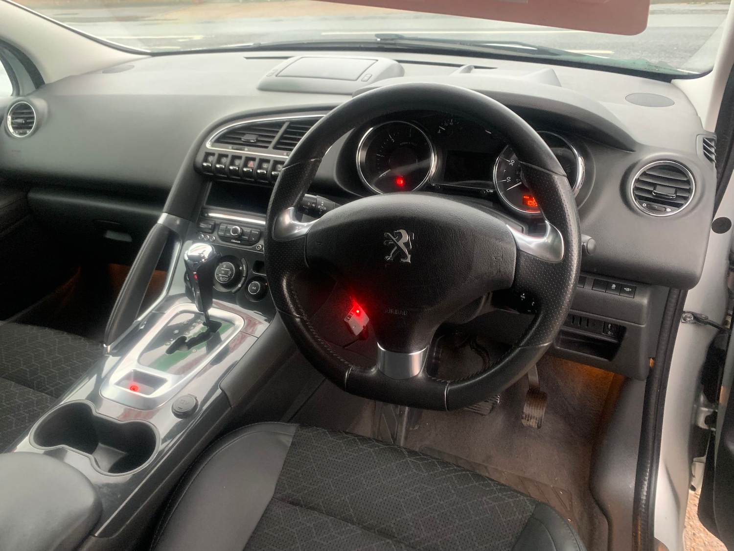 Used Peugeot 3008 2015 for sale - 76750905: Photo 9