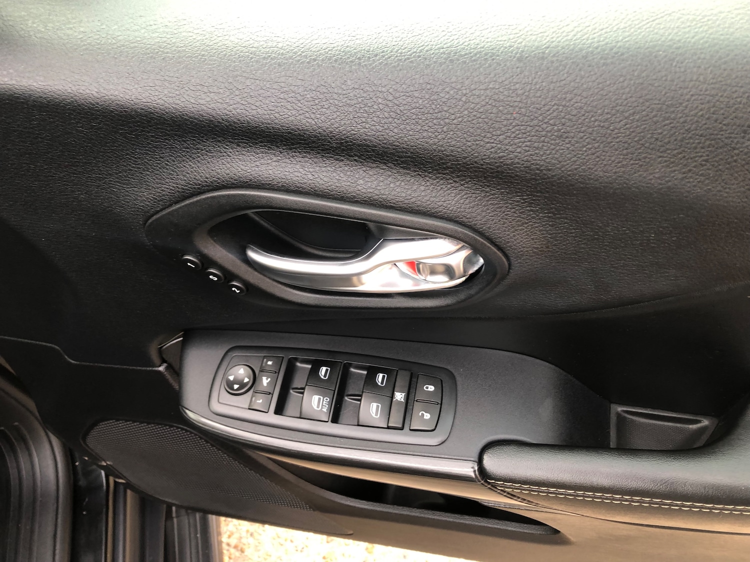 Used Jeep Cherokee 2016 for sale - 77989812: Photo 11